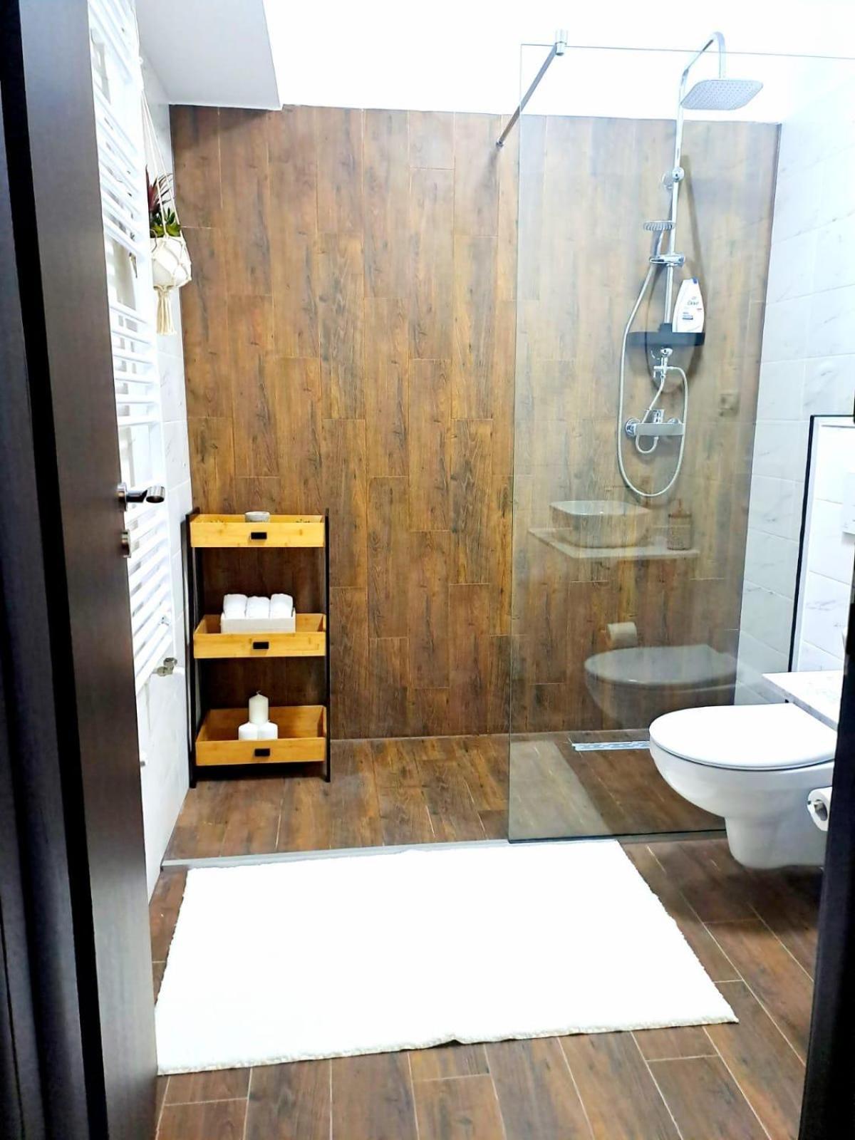 Mountain Breeze Luxury Apartment Ac & Parcare Privata Braszów Zewnętrze zdjęcie