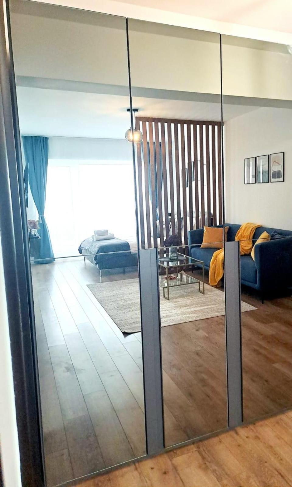 Mountain Breeze Luxury Apartment Ac & Parcare Privata Braszów Zewnętrze zdjęcie