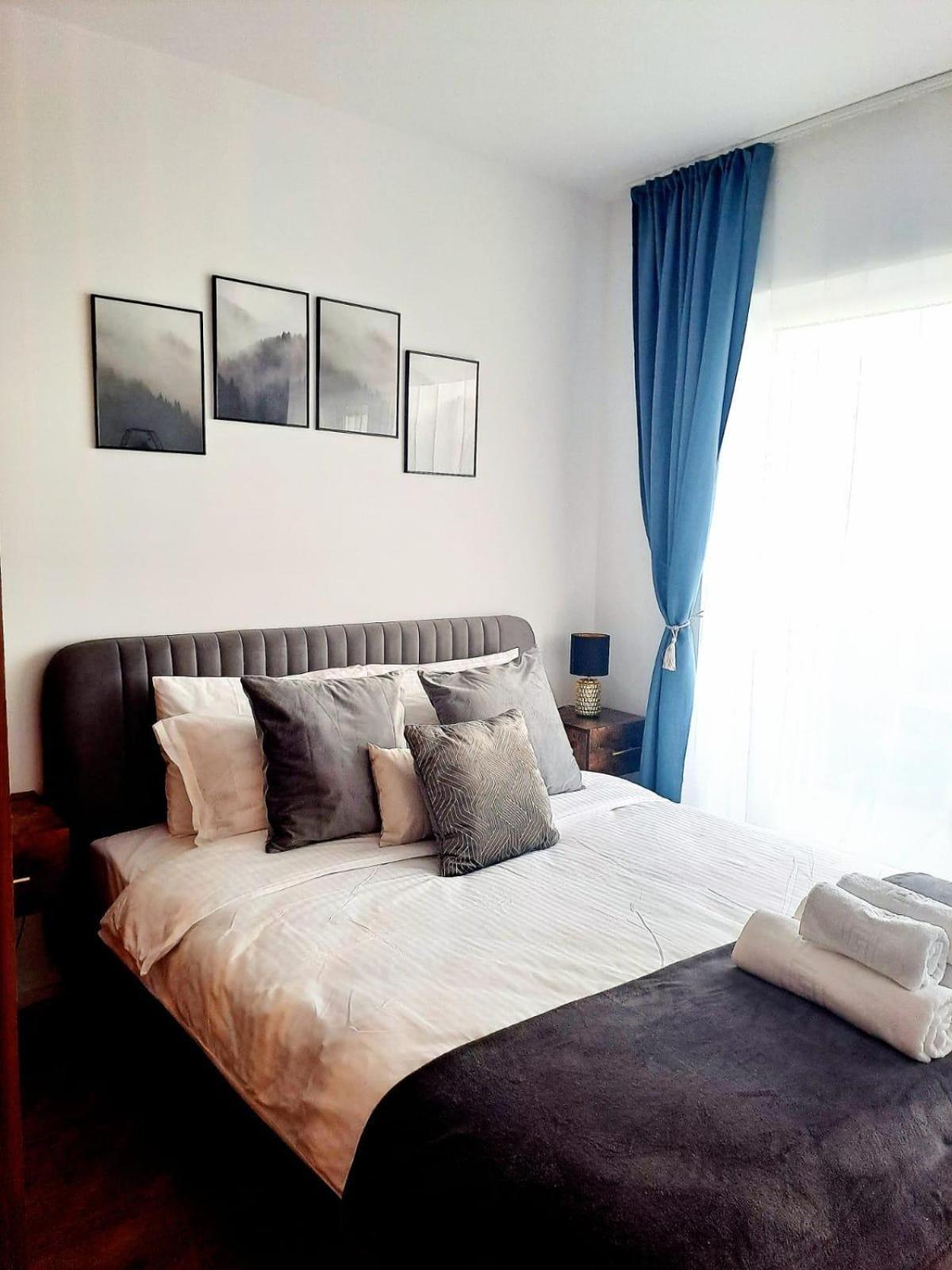 Mountain Breeze Luxury Apartment Ac & Parcare Privata Braszów Zewnętrze zdjęcie